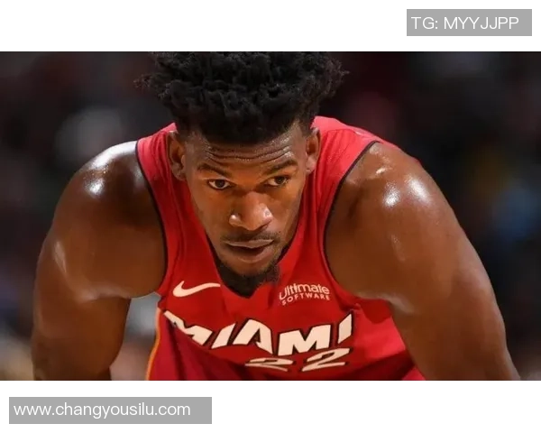 湖人对热火首节精彩回放全景解析与战术分析 湖人对热火首节精彩回放全景解析与战术分析